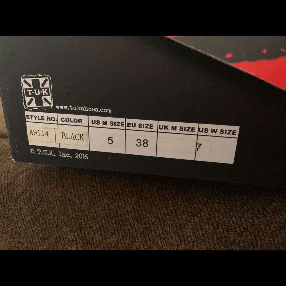 T.U.K - Picture 2 of 3